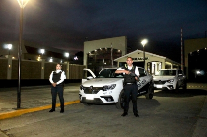 Refuerzan seguridad en empacadoras de aguacate en Uruapan con vigilancia nocturna